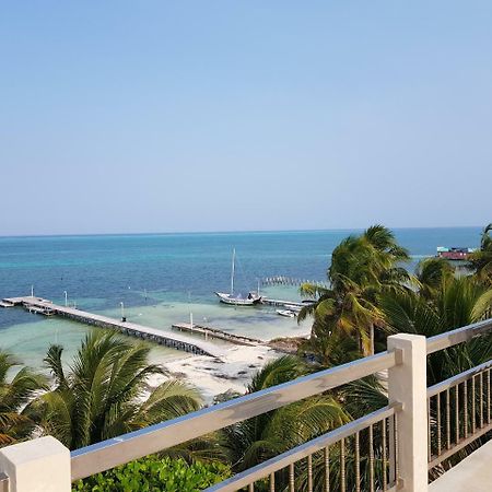 Caye Caulker Beach Hotel Esterno foto