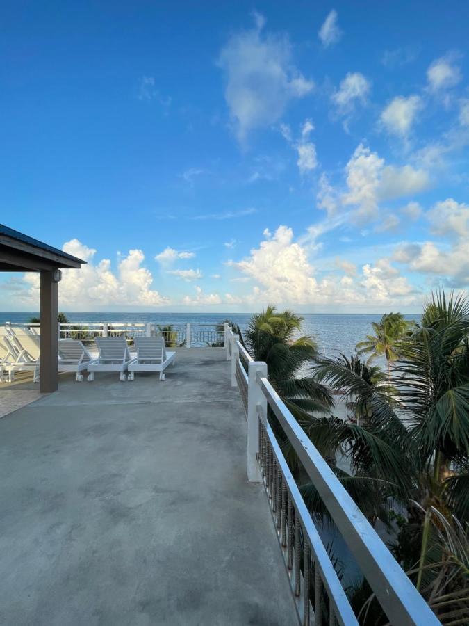 Caye Caulker Beach Hotel Esterno foto