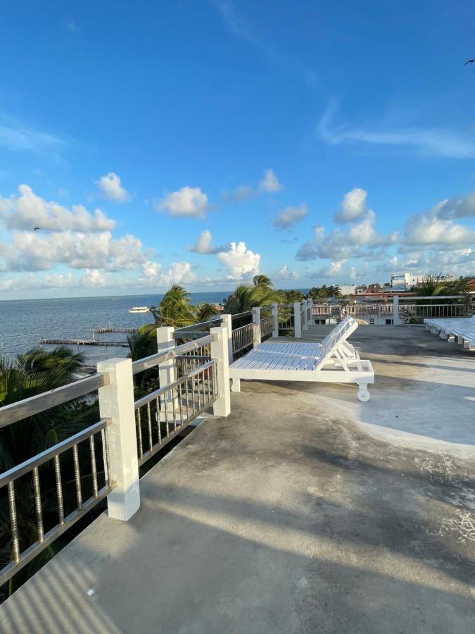 Caye Caulker Beach Hotel Esterno foto