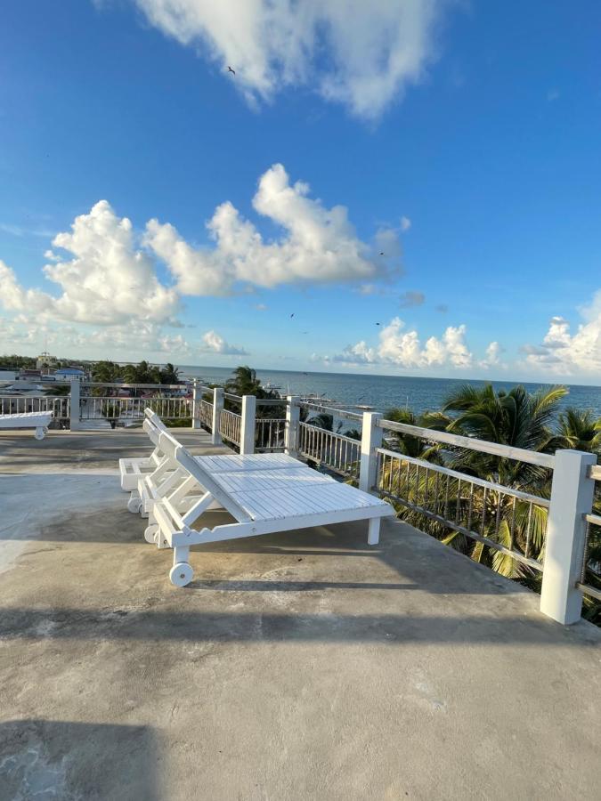 Caye Caulker Beach Hotel Esterno foto