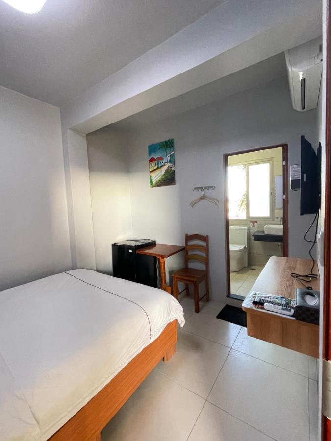 Caye Caulker Beach Hotel Esterno foto