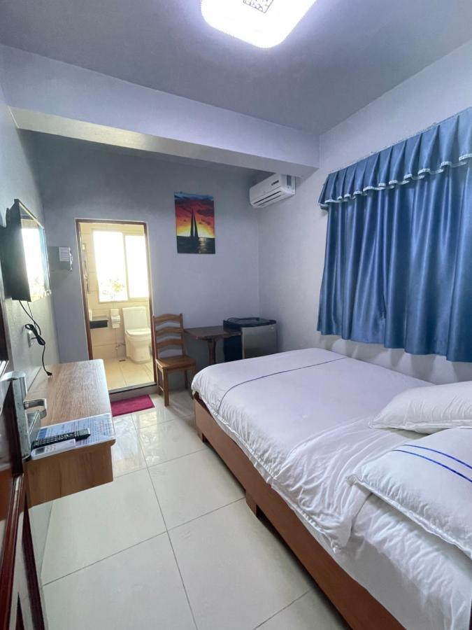 Caye Caulker Beach Hotel Esterno foto